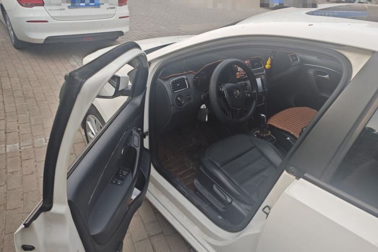 Used Volkswagen Polo 2014 1.4L Automatic Luxury Edition Driver Seat