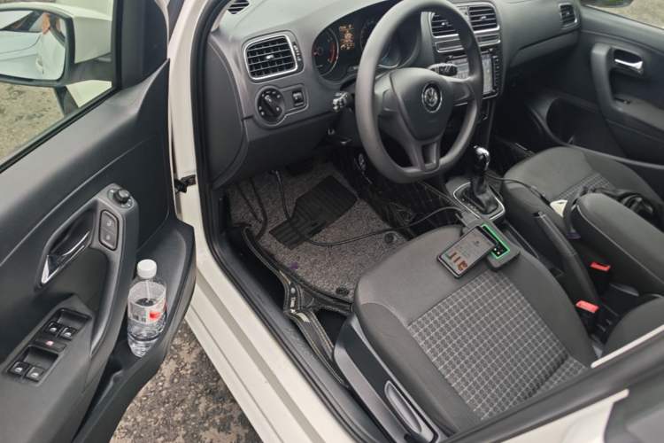 Used Volkswagen Polo 2014 1.6L Automatic Comfort Edition Driver Seat