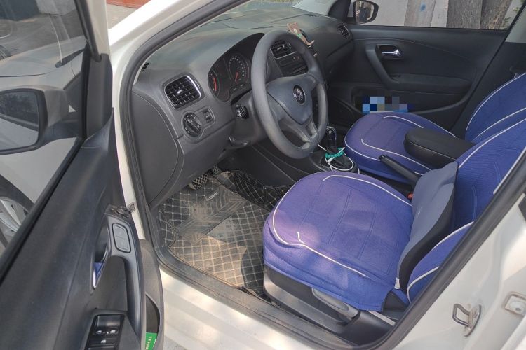 Used Volkswagen Polo 2014 1.4L Automatic Comfort Edition Driver Seat