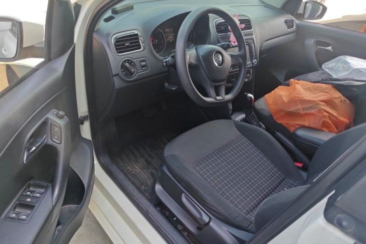 Used Volkswagen Polo 2014 1.4L Automatic Comfort Edition Driver Seat