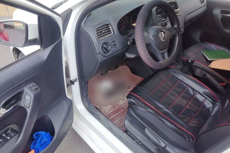Used Volkswagen Polo 2014 1.4L Manual Comfort Edition Driver Seat