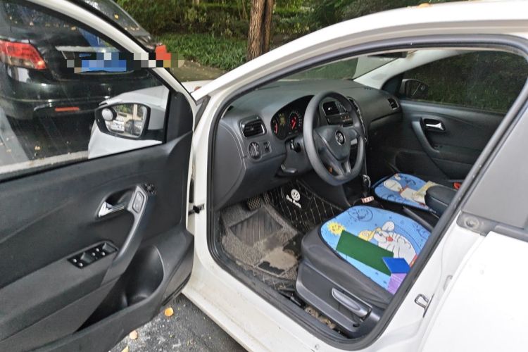 Used Volkswagen Polo 2014 1.6L Automatic Comfort Edition Driver Seat
