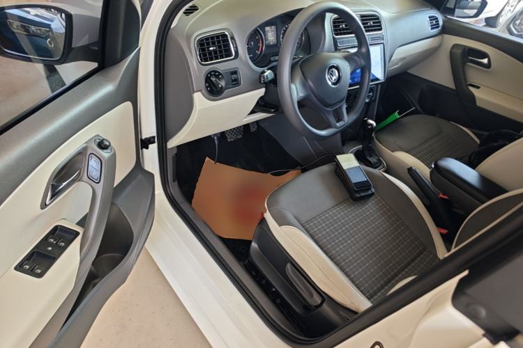 Used Volkswagen Polo 2014 1.4L Automatic Comfort Edition Driver Seat