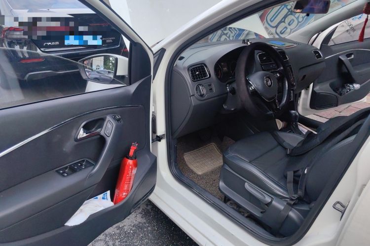 Used Volkswagen Polo 2014 1.4L Automatic Luxury Edition Driver Seat