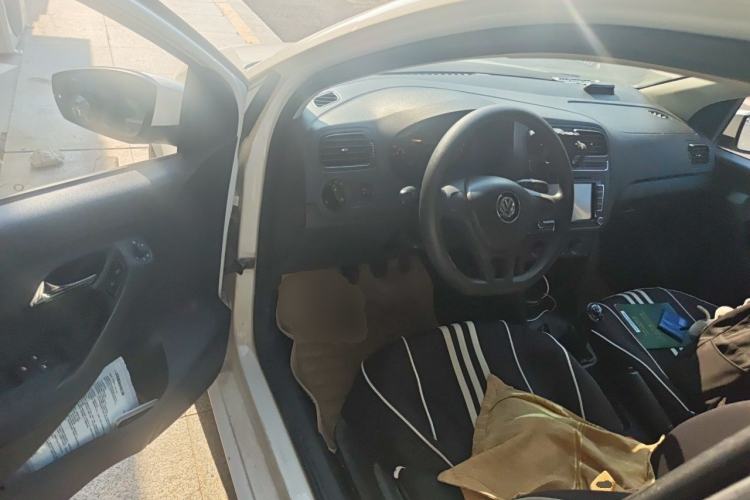 Used Volkswagen Polo 2014 1.4L Manual Fashion Edition Driver Seat