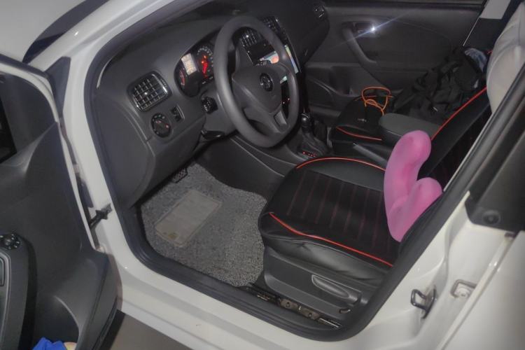 Used Volkswagen Polo 2014 1.4L Automatic Comfort Edition Driver Seat