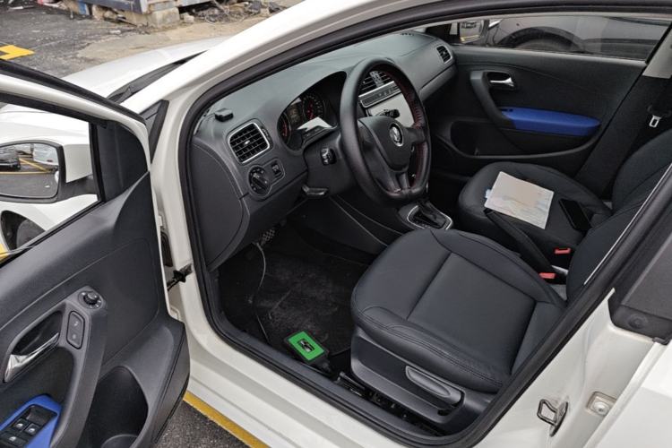 Used Volkswagen Polo 2014 1.4L Automatic Comfort Edition Driver Seat
