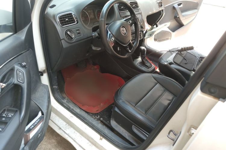 Used Volkswagen Polo 2014 1.6L Automatic Luxury Edition Driver Seat