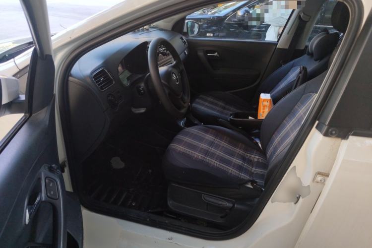 Used Volkswagen Polo 2014 1.4L Automatic Comfort Edition Driver Seat
