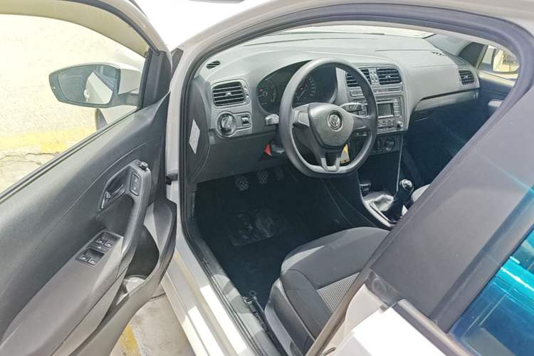 Used Volkswagen Polo 2014 1.4L Manual Fashion Edition Driver Seat