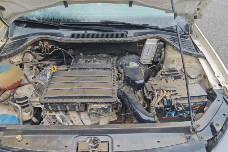 Used Volkswagen Polo 2014 1.4L Automatic Comfort Edition Engine Bay