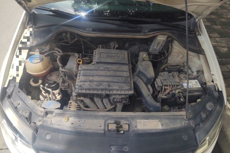 Used Volkswagen Polo 2014 1.6L Automatic Comfort Edition Engine Bay