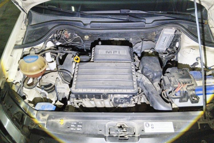 Used Volkswagen Polo 2014 1.4L Manual Fashion Edition Engine Bay