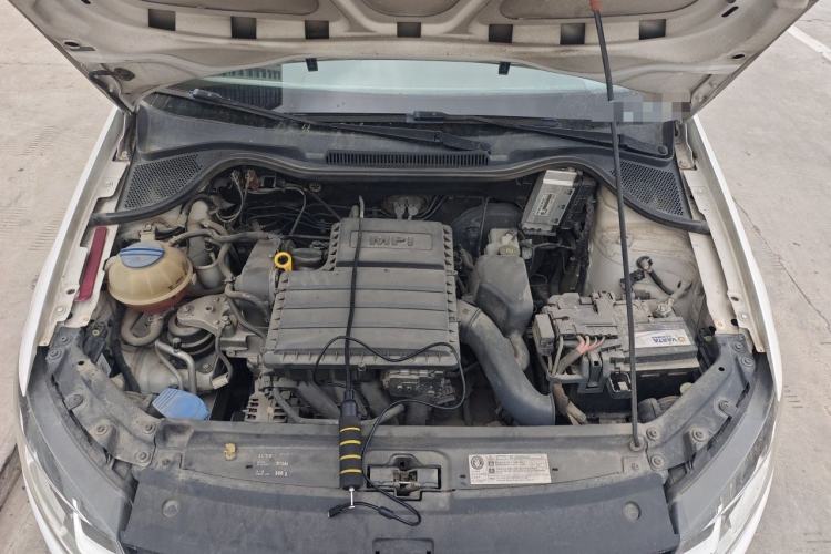 Used Volkswagen Polo 2014 1.4L Manual Comfort Edition Engine Bay