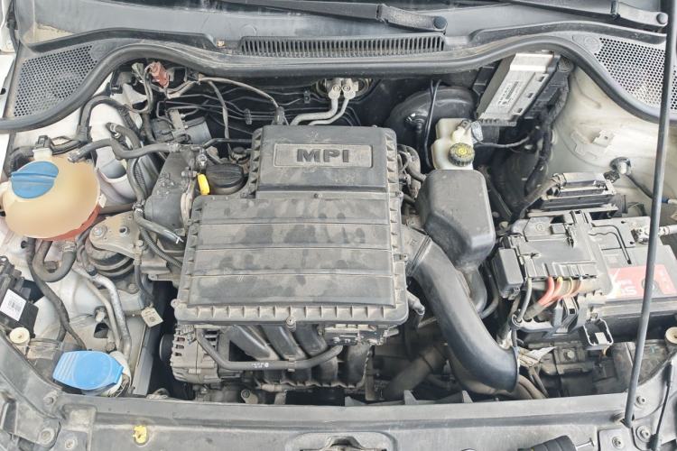 Used Volkswagen Polo 2014 1.6L Automatic Comfort Edition Engine Bay