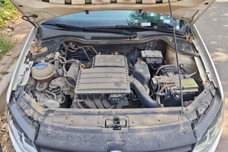 Used Volkswagen Polo 2014 1.4L Automatic Comfort Edition Engine Bay