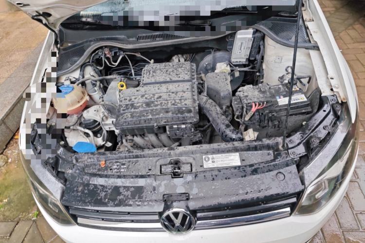 Used Volkswagen Polo 2014 1.4L Manual Fashion Edition Engine Bay