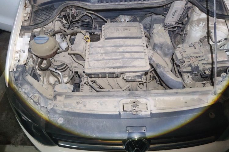 Used Volkswagen Polo 2014 1.4L Manual Fashion Edition Engine Bay