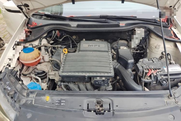 Used Volkswagen Polo 2014 1.4L Manual Fashion Edition Engine Bay