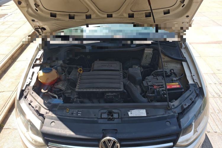 Used Volkswagen Polo 2014 1.6L Automatic Comfort Edition Engine Bay