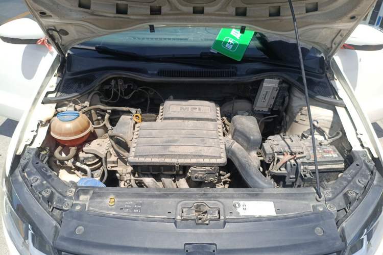 Used Volkswagen Polo 2014 1.6L Manual Comfort Edition Engine Bay