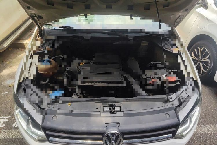 Used Volkswagen Polo 2014 1.6L Automatic Comfort Edition Engine Bay