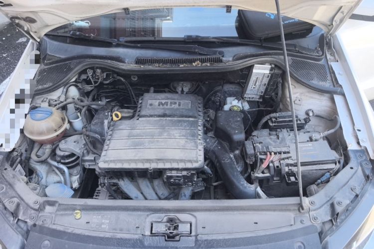 Used Volkswagen Polo 2014 1.4L Automatic Comfort Edition Engine Bay
