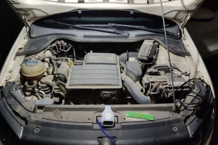 Used Volkswagen Polo 2014 1.4L Automatic Comfort Edition Engine Bay