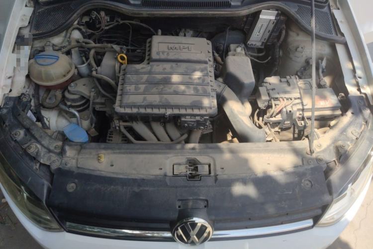 Used Volkswagen Polo 2014 1.6L Manual Comfort Edition Engine Bay