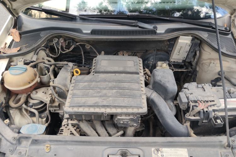 Used Volkswagen Polo 2014 1.4L Manual Fashion Edition Engine Bay