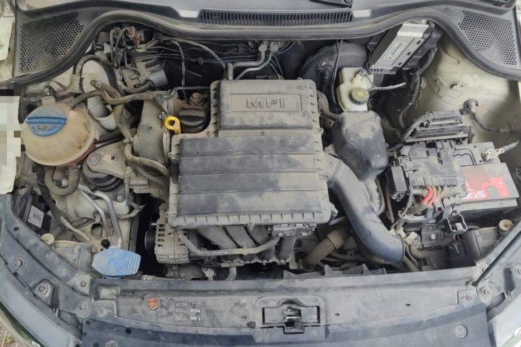 Used Volkswagen Polo 2014 1.4L Automatic Comfort Edition Engine Bay