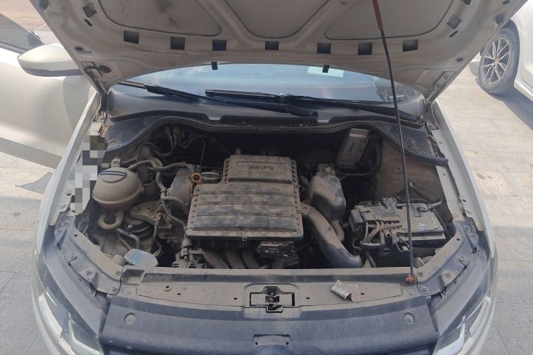 Used Volkswagen Polo 2014 1.6L Manual Comfort Edition Engine Bay