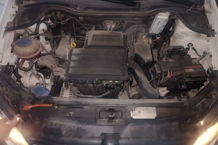 Used Volkswagen Polo 2014 1.4L Automatic Comfort Edition Engine Bay