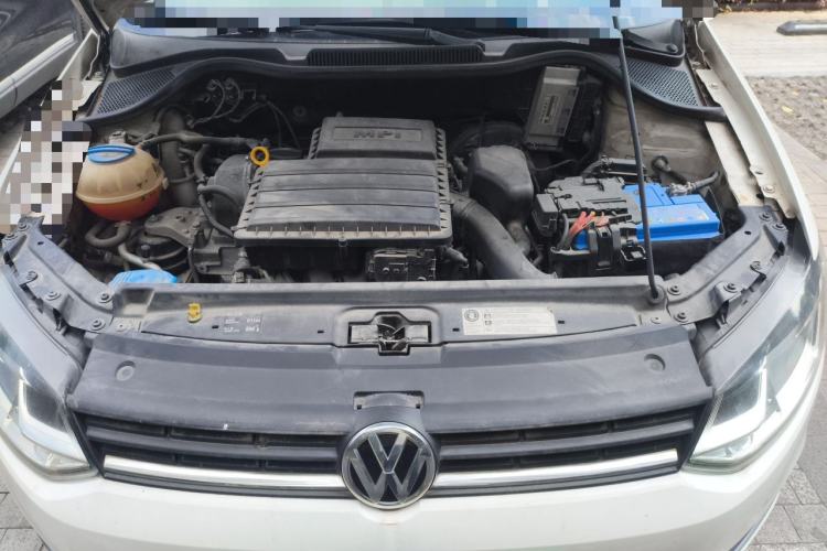 Used Volkswagen Polo 2014 1.6L Automatic Comfort Edition Engine Bay