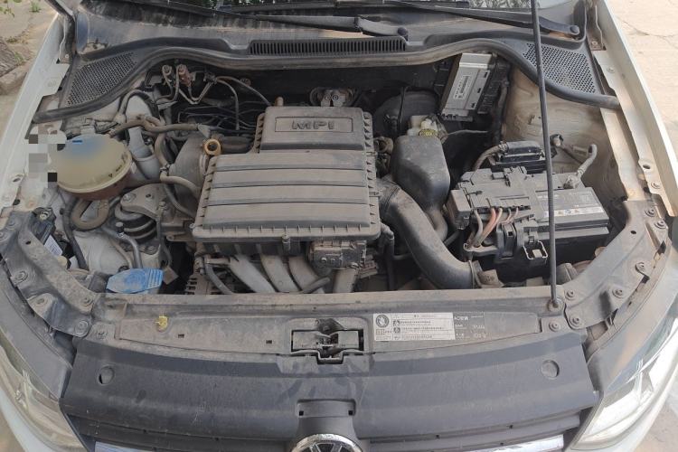 Used Volkswagen Polo 2014 1.4L Automatic Comfort Edition Engine Bay