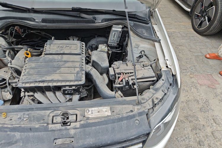 Used Volkswagen Polo 2014 1.4L Manual Fashion Edition Engine Bay Left