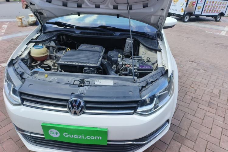Used Volkswagen Polo 2014 1.4L Automatic Comfort Edition Engine Bay Left