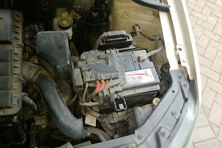 Used Volkswagen Polo 2014 1.6L Automatic 30th Anniversary Edition Engine Bay Left