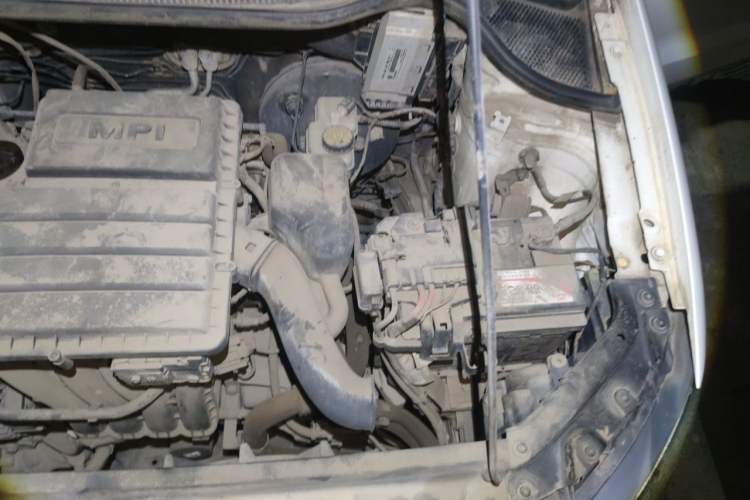 Used Volkswagen Polo 2014 1.4L Manual Fashion Edition Engine Bay Left