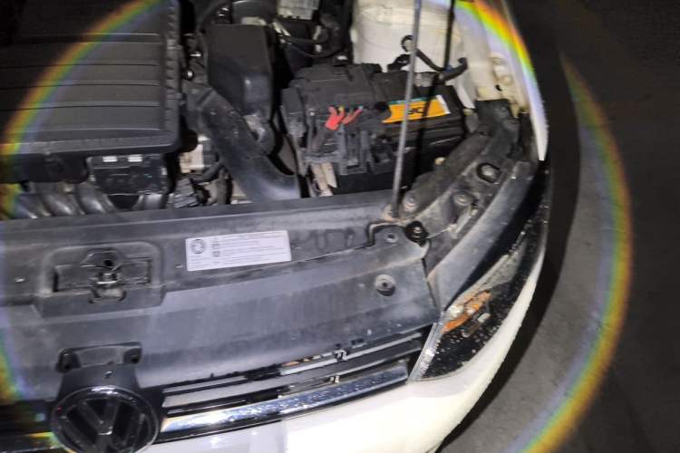 Used Volkswagen Polo 2014 1.4L Manual Fashion Edition Engine Bay Left