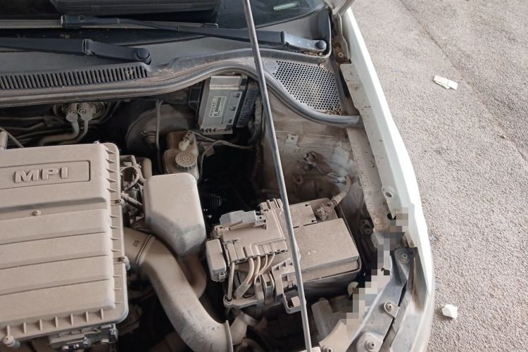 Used Volkswagen Polo 2014 1.4L Manual Fashion Edition Engine Bay Left