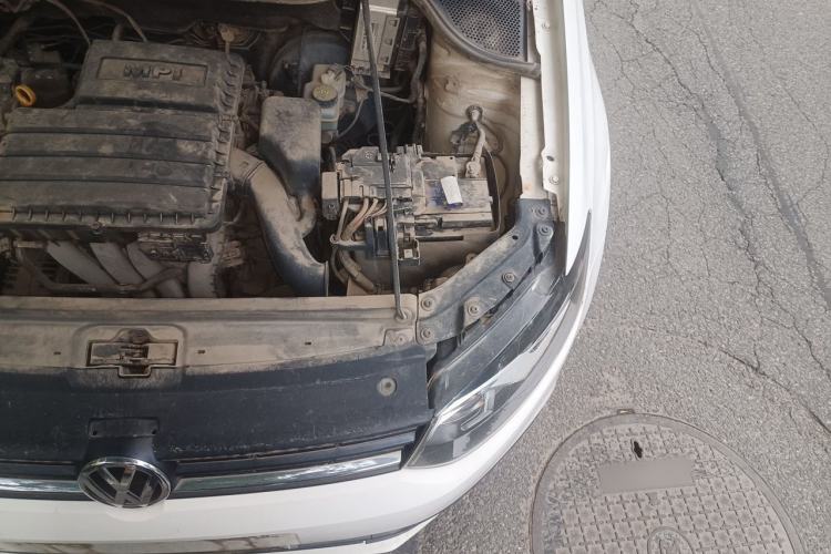 Used Volkswagen Polo 2014 1.4L Manual Fashion Edition Engine Bay Left