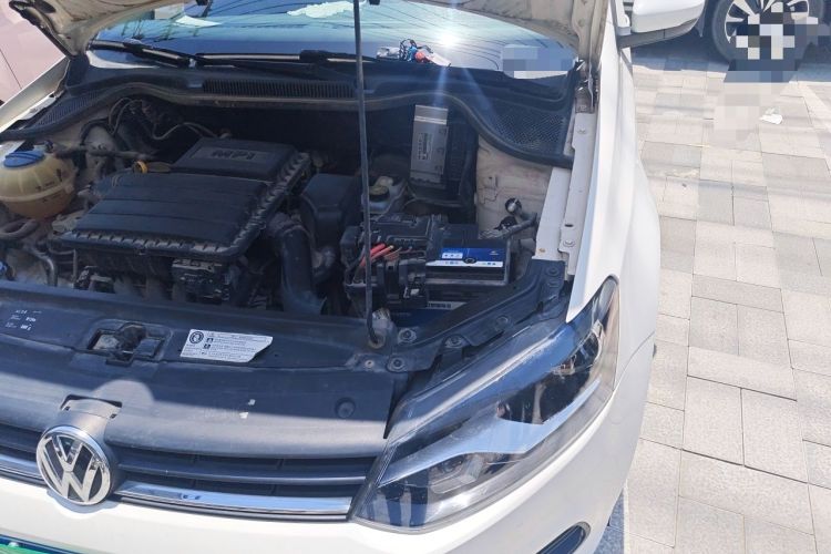 Used Volkswagen Polo 2014 1.4L Manual Fashion Edition Engine Bay Left