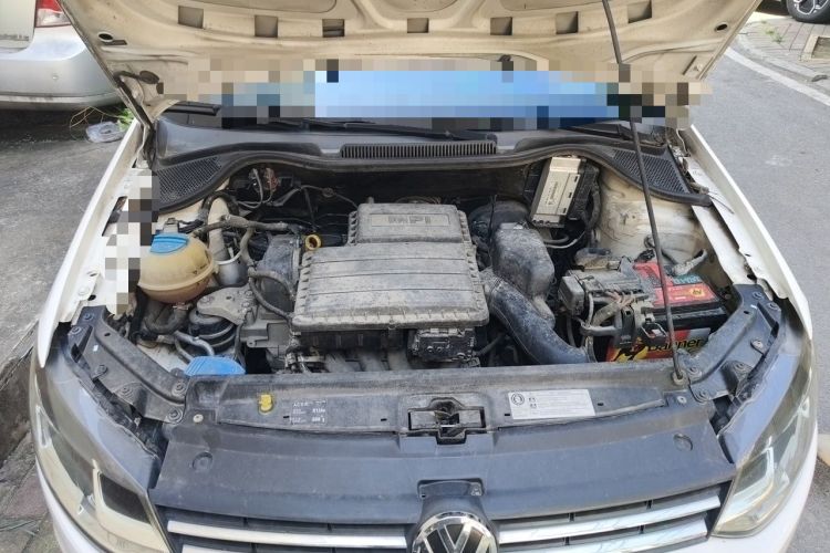 Used Volkswagen Polo 2014 1.4L Manual Comfort Edition Engine Bay