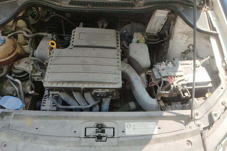 Used Volkswagen Polo 2014 1.6L Manual Comfort Edition Engine Bay