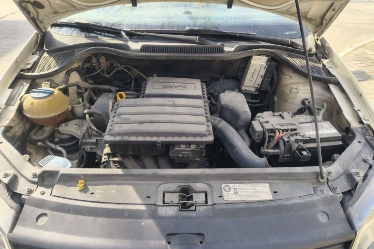 Used Volkswagen Polo 2014 1.4L Manual Fashion Edition Engine Bay