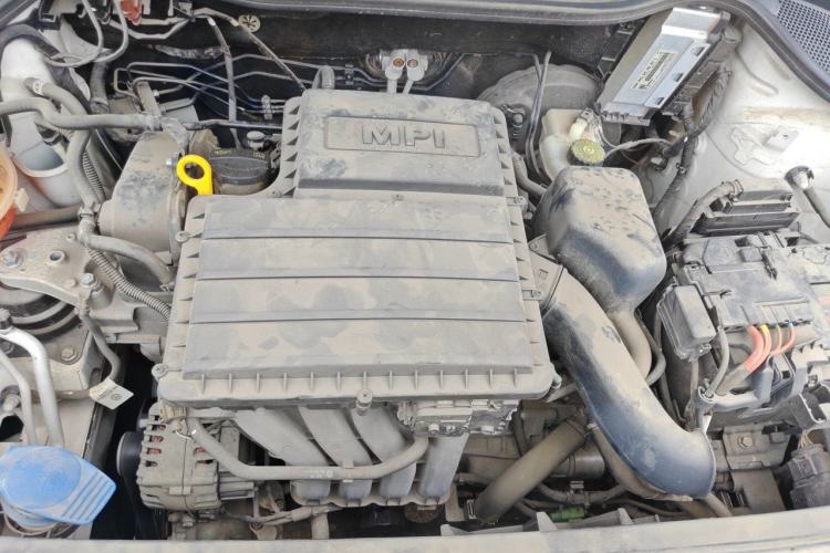 Used Volkswagen Polo 2014 1.4L Automatic Comfort Edition Engine Bay