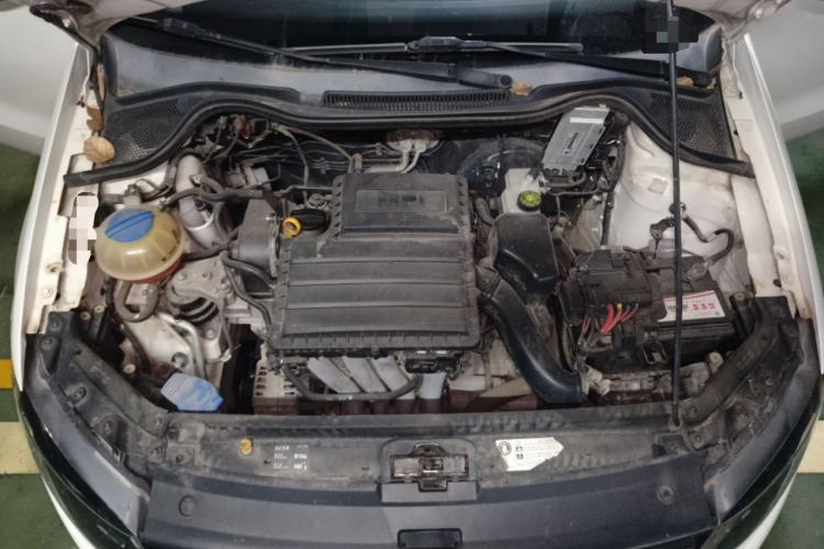 Used Volkswagen Polo 2014 1.4L Manual Fashion Edition Engine Bay