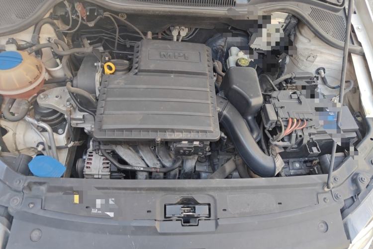 Used Volkswagen Polo 2014 1.6L Automatic Comfort Edition Engine Bay