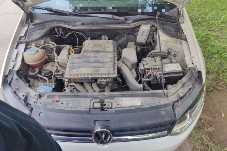 Used Volkswagen Polo 2014 1.6L Automatic Comfort Edition Engine Bay